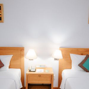 Deluxe Triple Room Sea View